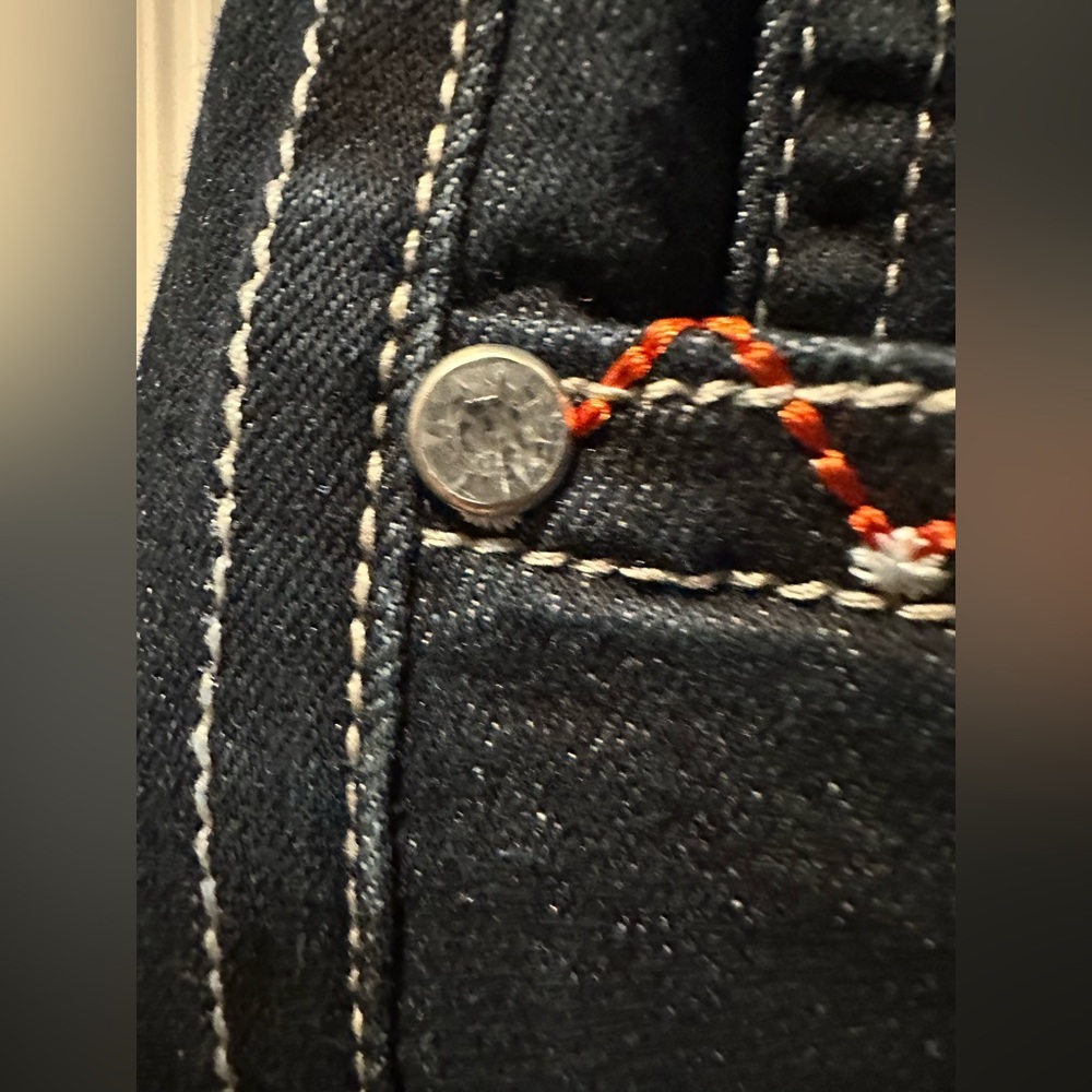 Flamingals Embroidered Rhinestone Decor Mid Rise Bootcut Jeans Size Large NWT - Picture 14 of 14